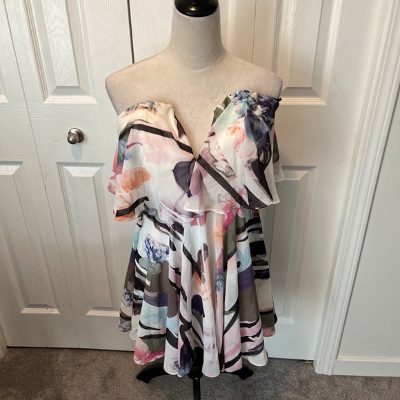 Bebe size 10 dress - Picture 3 of 16